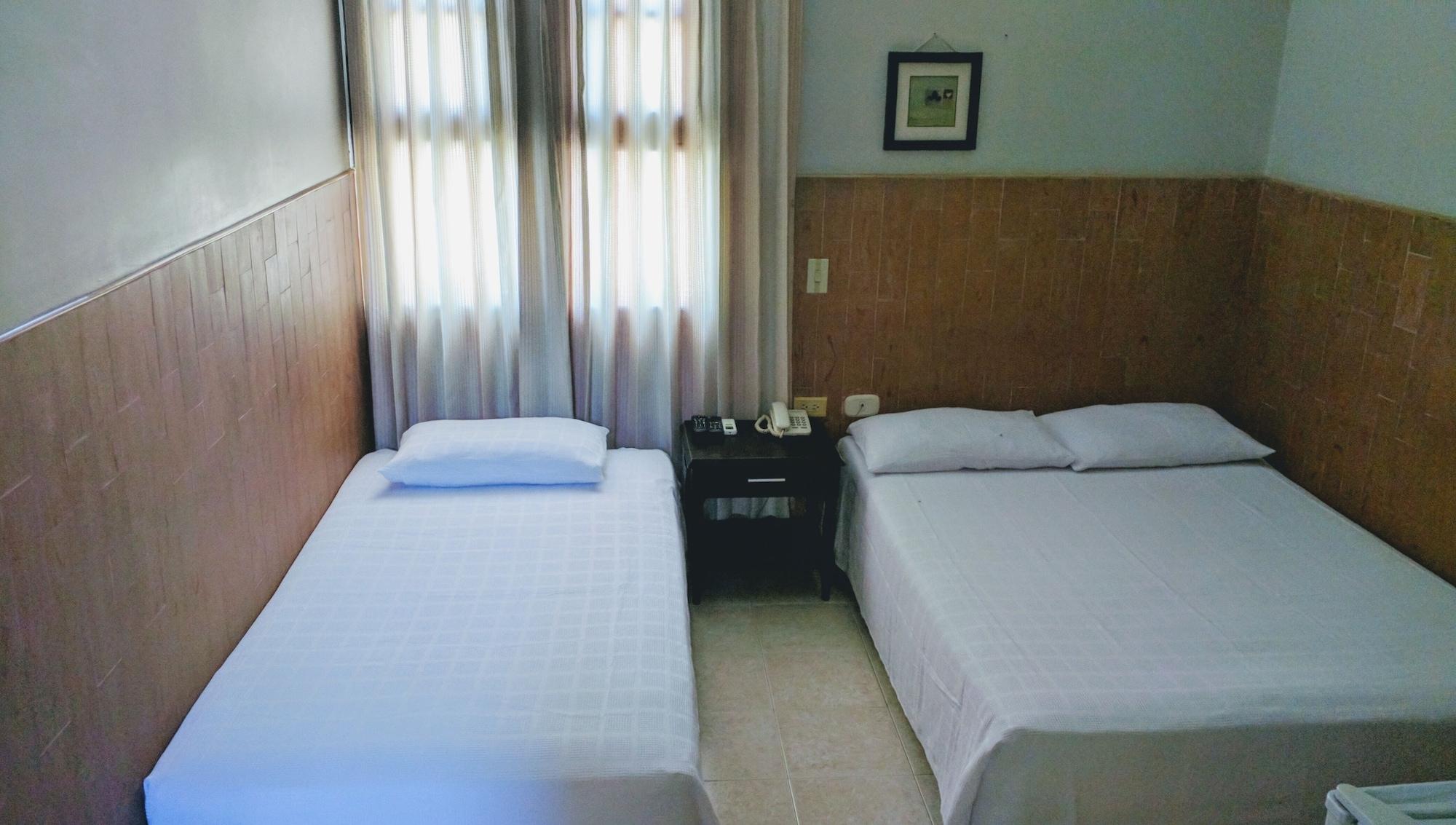 Hotel Bahia Blanca Santa Marta Frente Al Mar Buitenkant foto